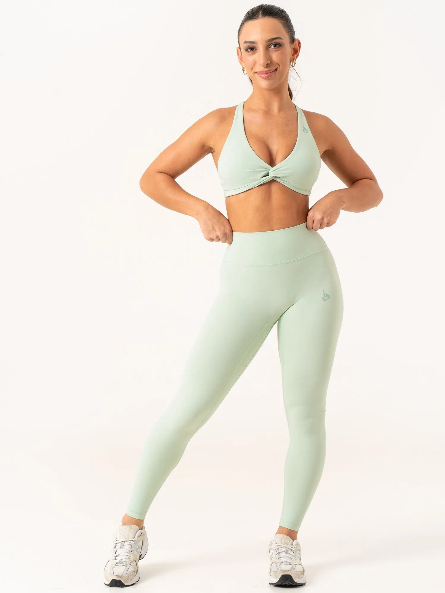 Seamless Shape NKD Knot Sports Bra - Cucumber