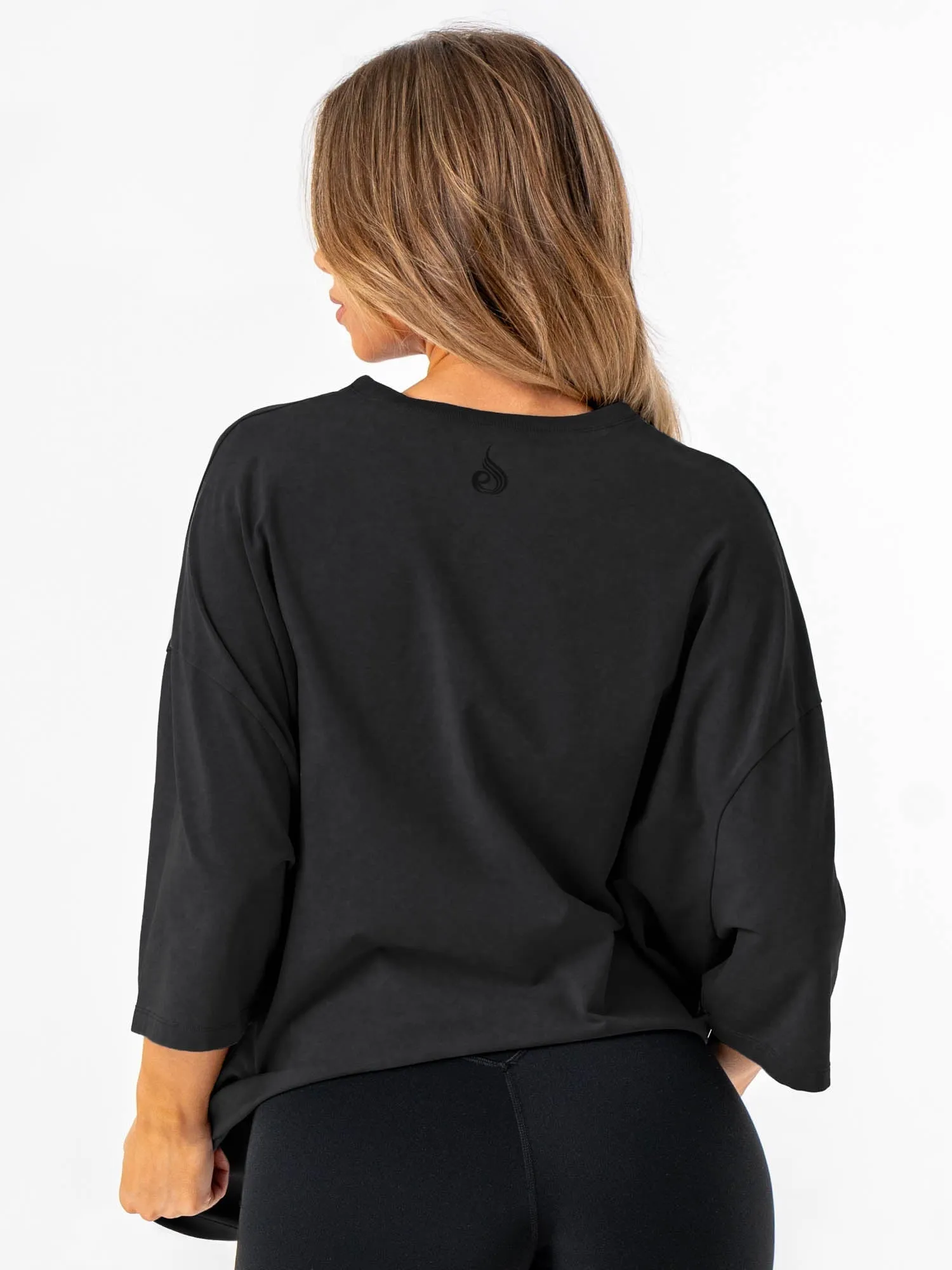 DoubleStitchedHem Wrinkle-Free Pursuit Oversized T-Shirt - Black Stonewash