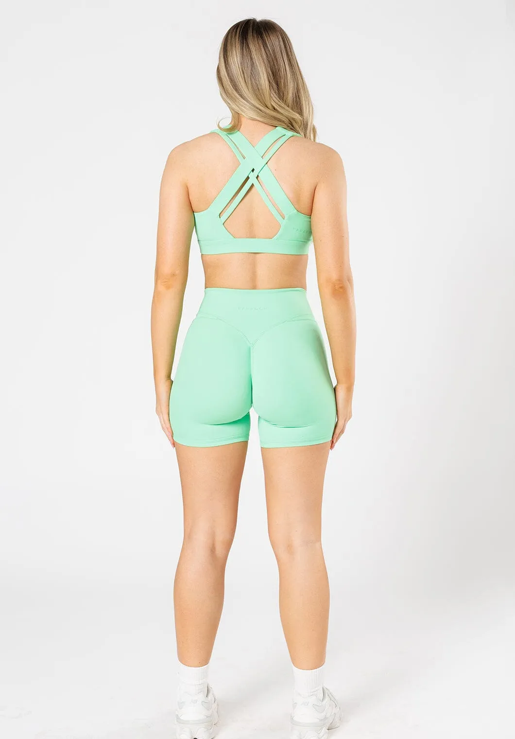 Abrasion Proof Fabric Comfy Design RecStretch Levitate Sculptseam?  Plus Short 6?? Sour