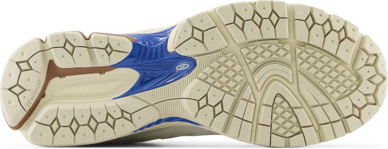 Hero Edge WOMEN'S 2002R
