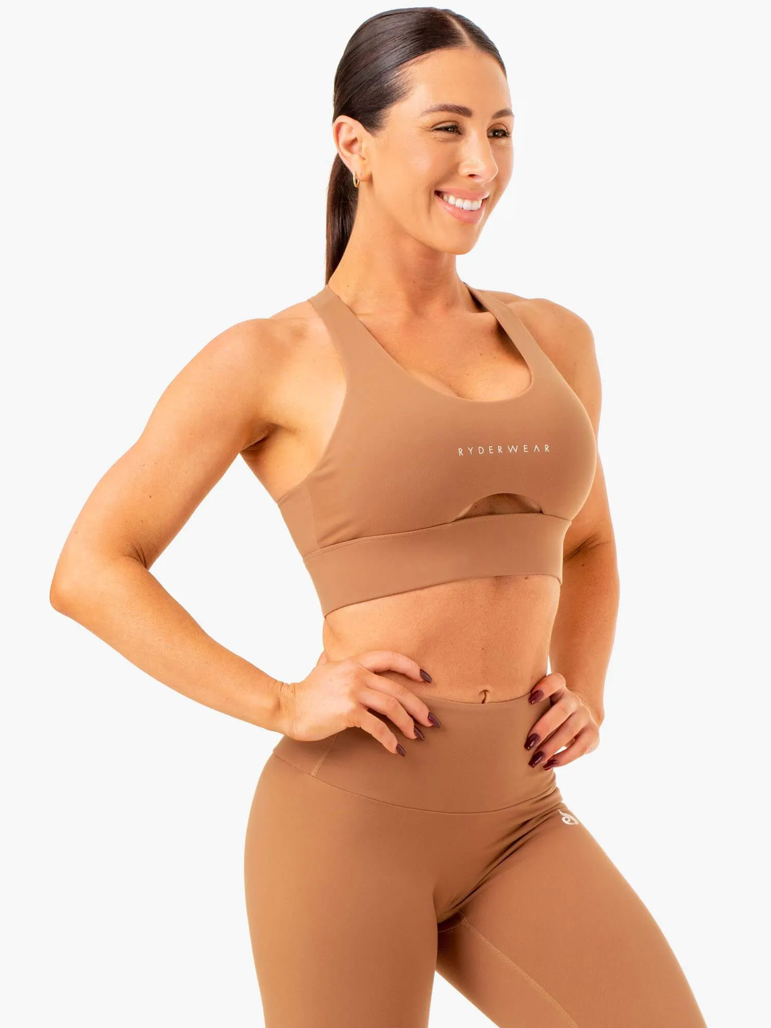 Non-Slip Closure Focus Contour Sports Bra - Mocha