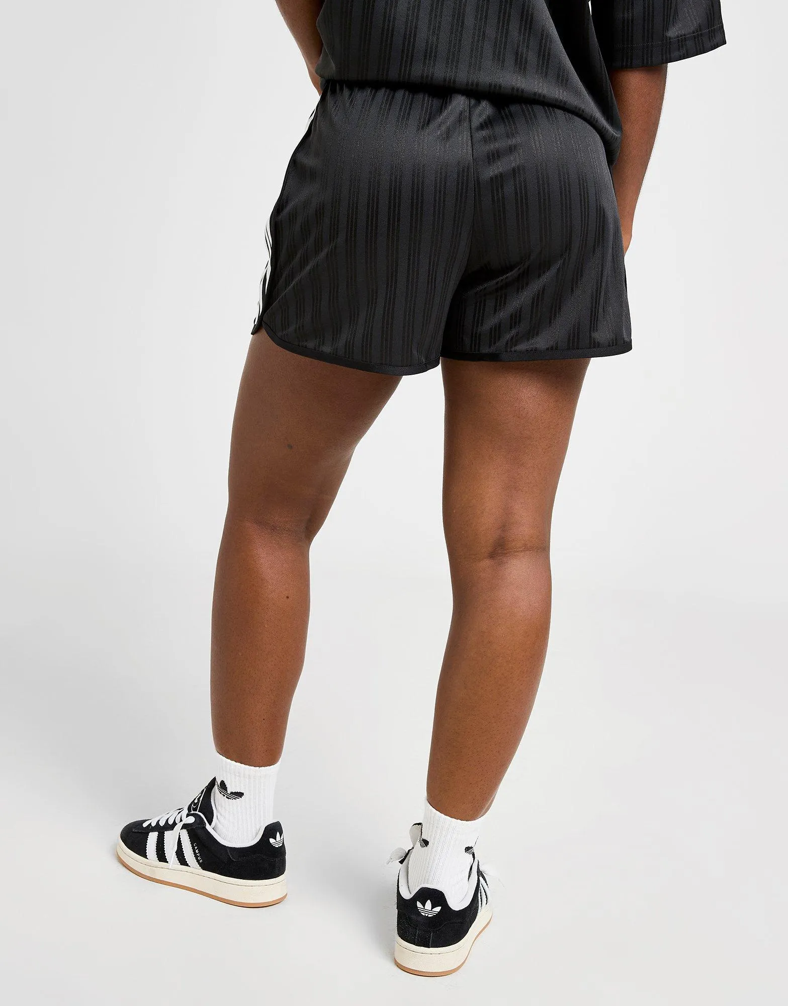 ??????? ????? Football | ???? Minimalist Style plain shorts