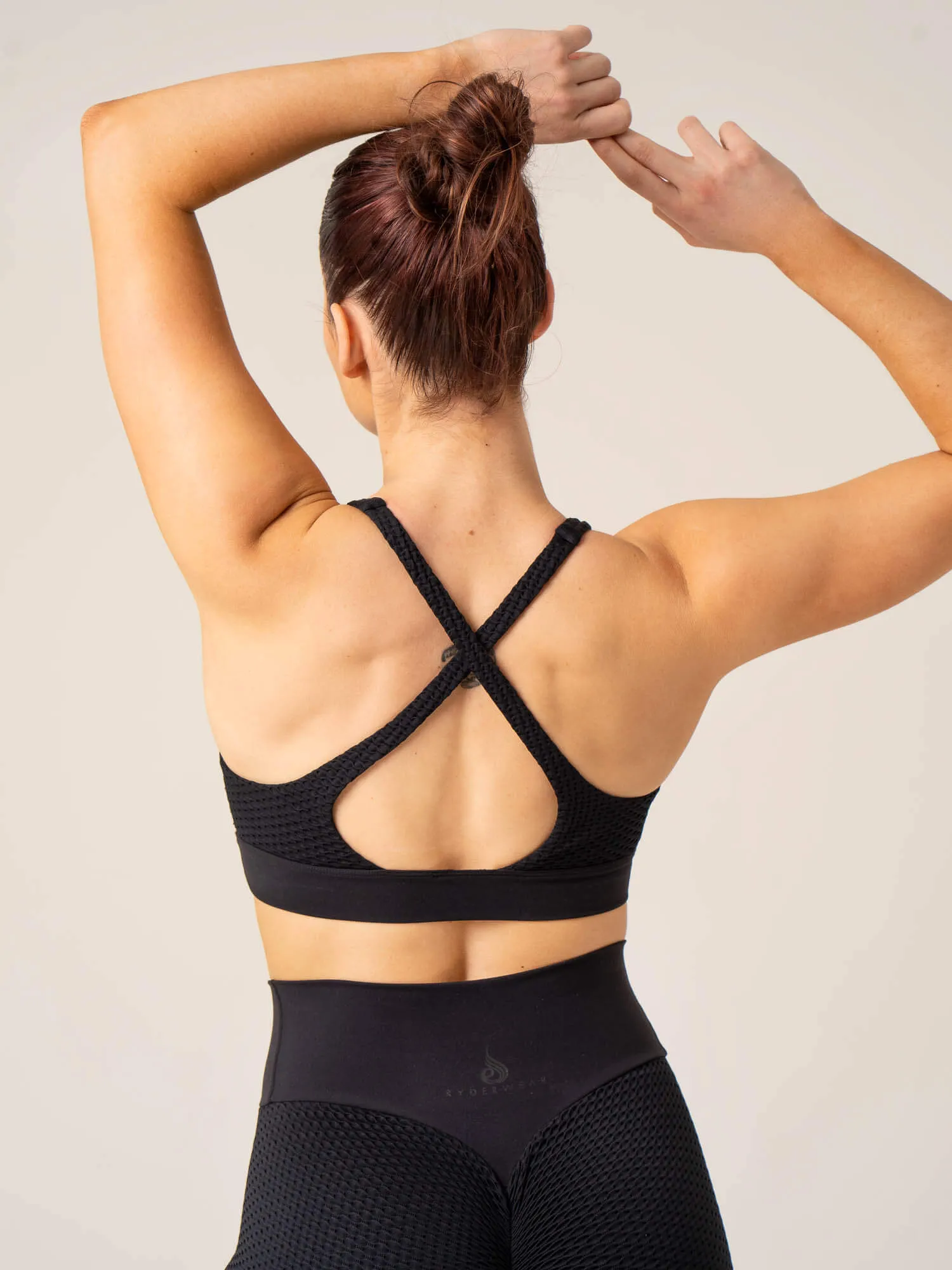 Honeycomb Seamless Sports Bra - Black Layered Moisture Control Maternity