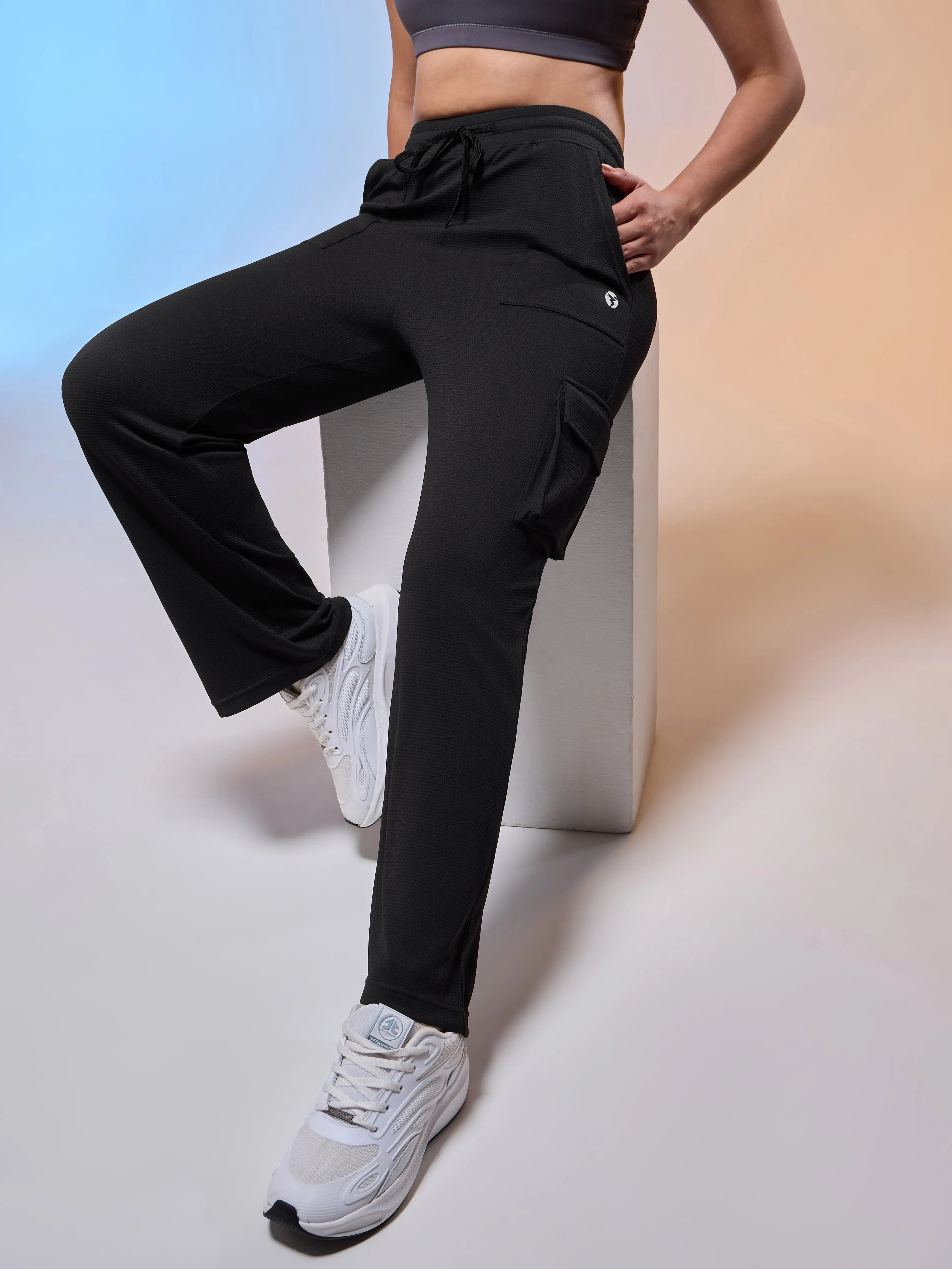 Perfect Comfort Active Training Women Solid Straight Fit Cargo Trackpants with TECHNOCOOL 