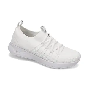 Women's Drive White/White/White group walk