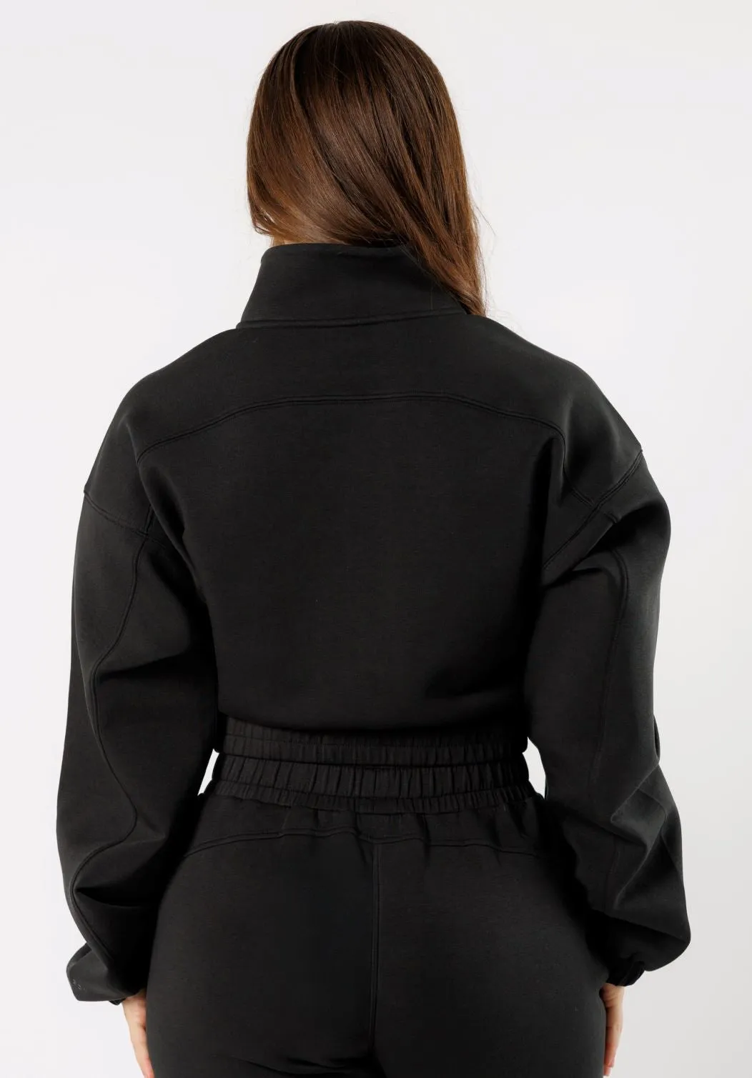 Sporty essentials Trendy Streetwear AirFit? Rest Day Half Zip Sweatshirt Black