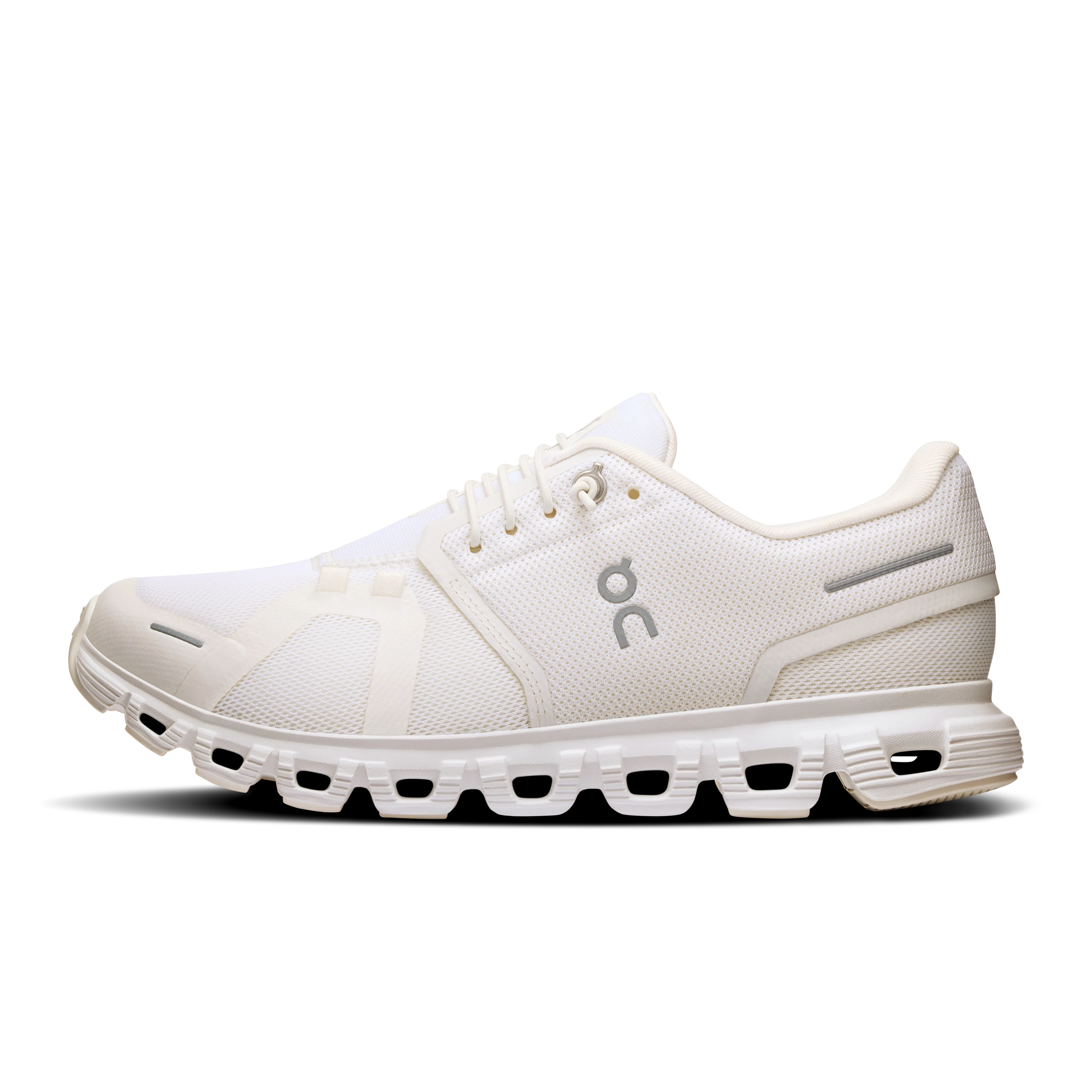 ON CLOUD 6 WOMEN'S track meet running shoes