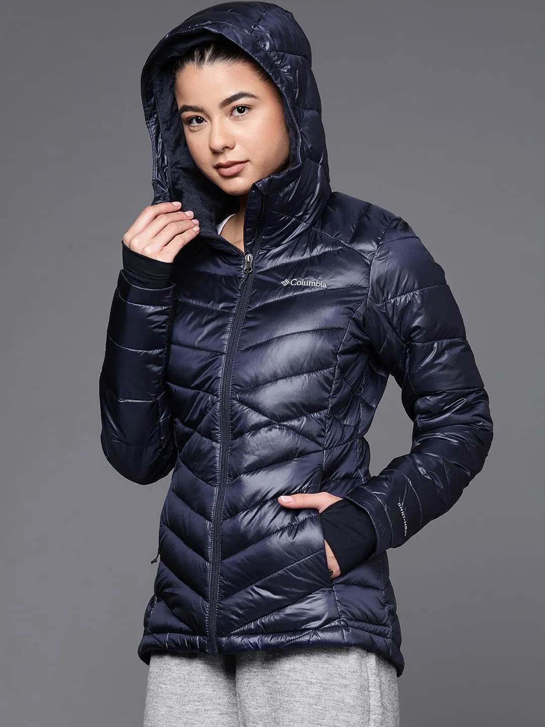 Columbia Women Navy Blue Joy Peak Hooded Jacket Sporty Look