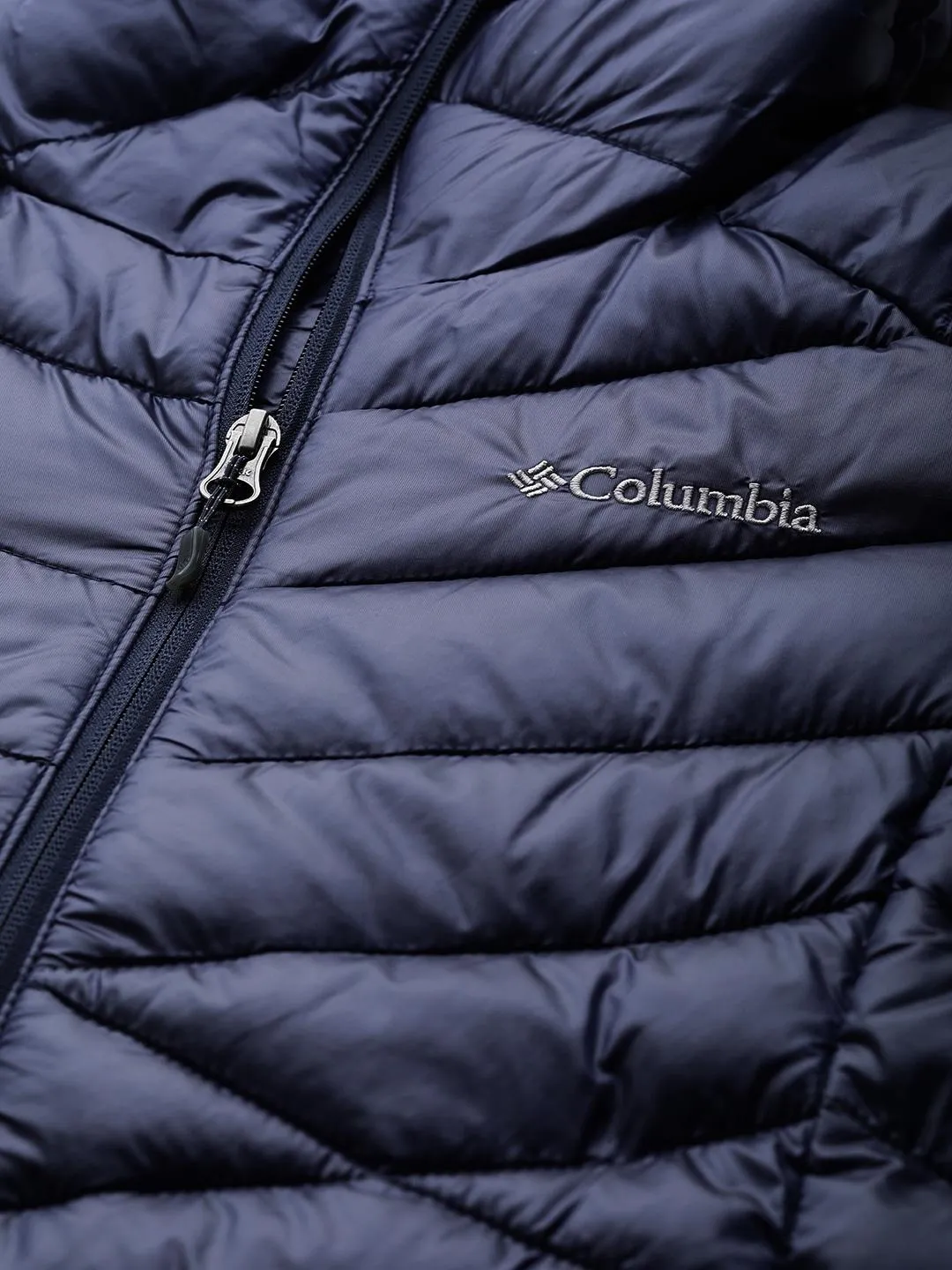 Columbia Women Navy Blue Joy Peak Hooded Jacket Flexible Layering